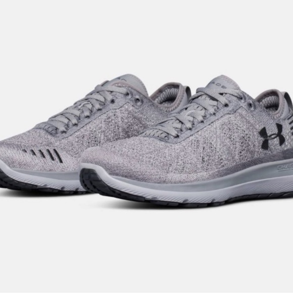 New Under Armour Charged tennis shoes 7.5 - Picture 3 of 13